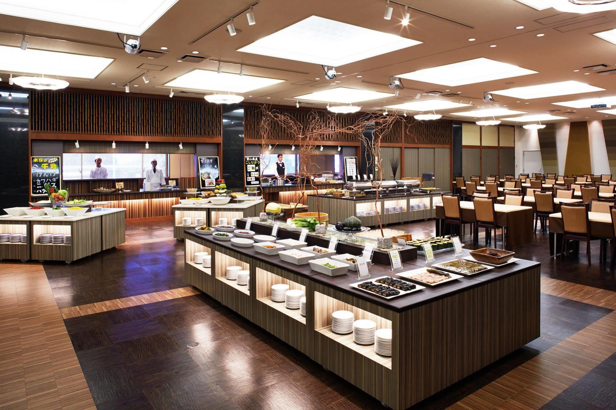 金太郎温泉酒店 鱼津 外观 照片